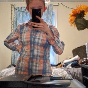 Vineyard Vines Half-button down Shirt